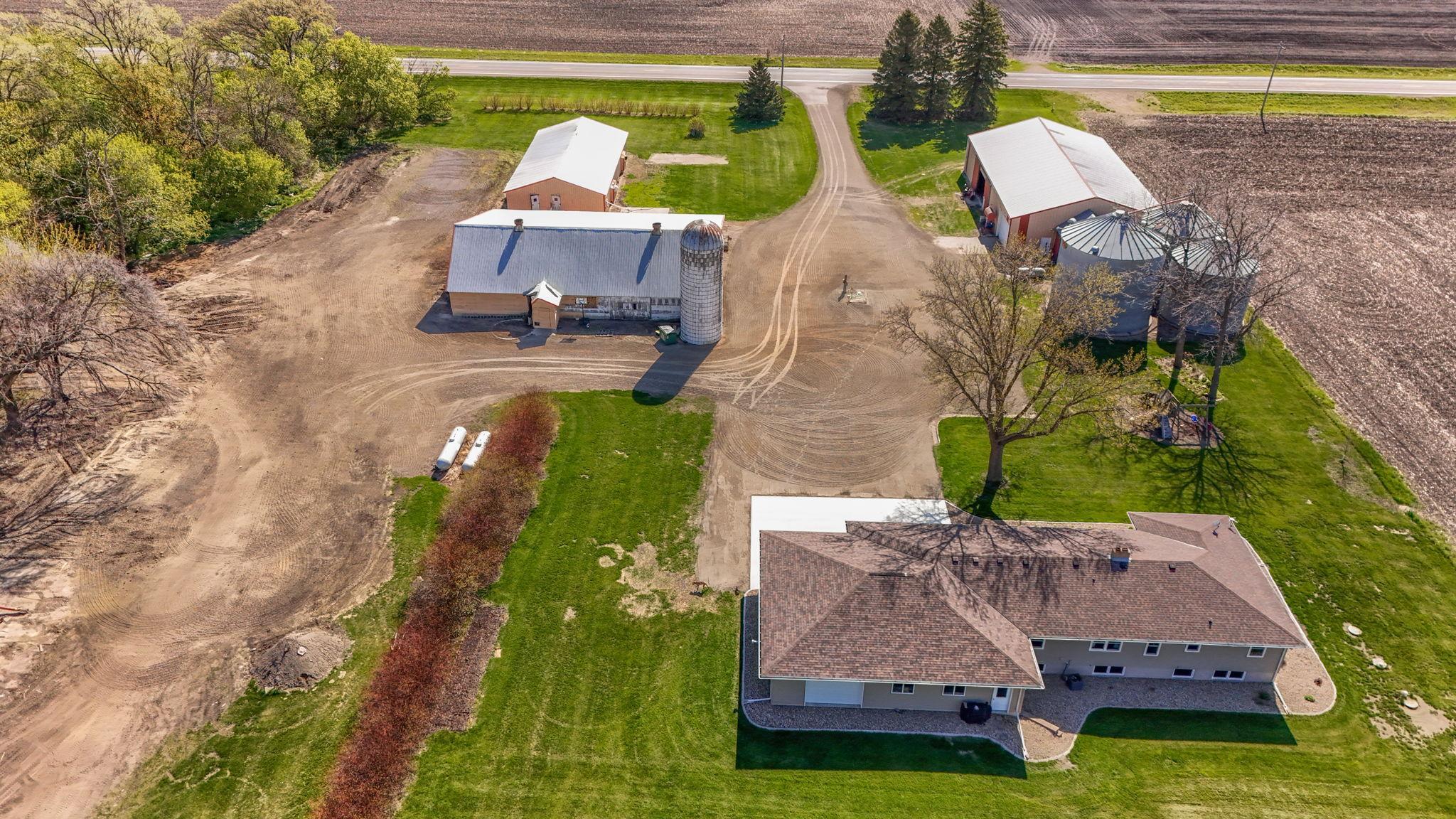 79275 County Road 16 Hector, MN 55342 - Photo 5 of 63