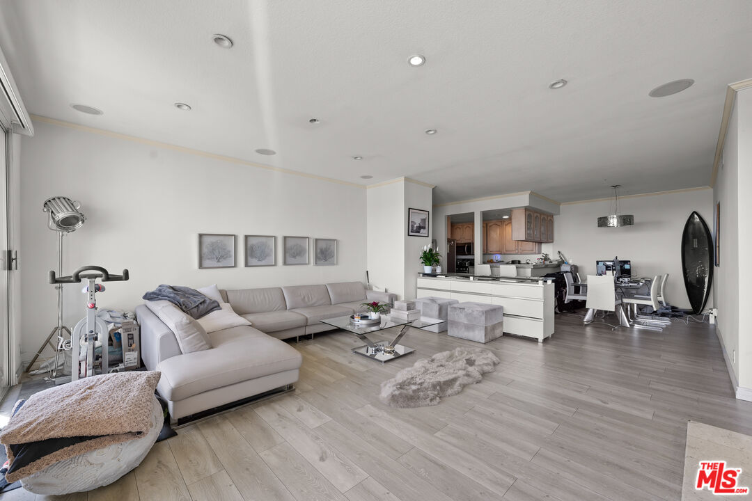 11535 Rochester Avenue, Unit 301 Los Angeles, CA 90025 - Photo 10 of 32