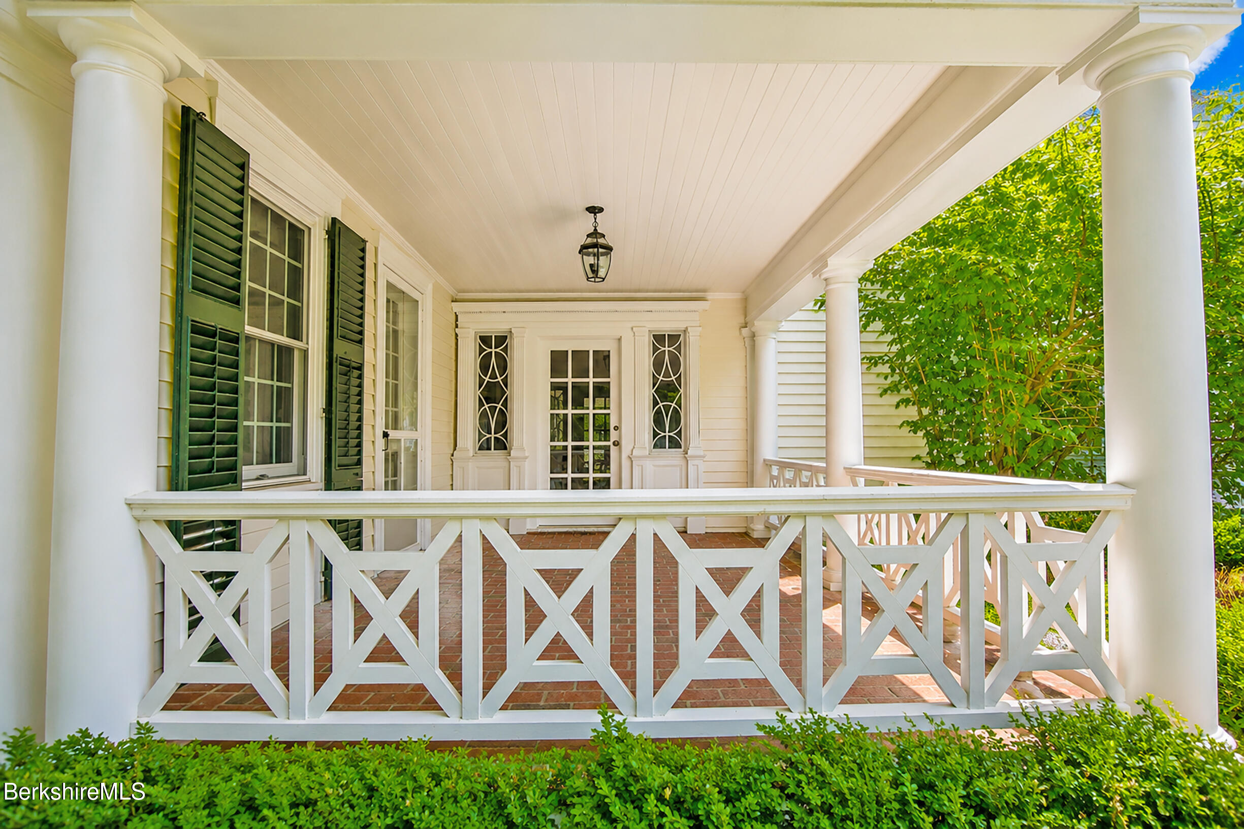 53 Main Street Stockbridge, MA 01262 - Photo 55 of 61 porch detail