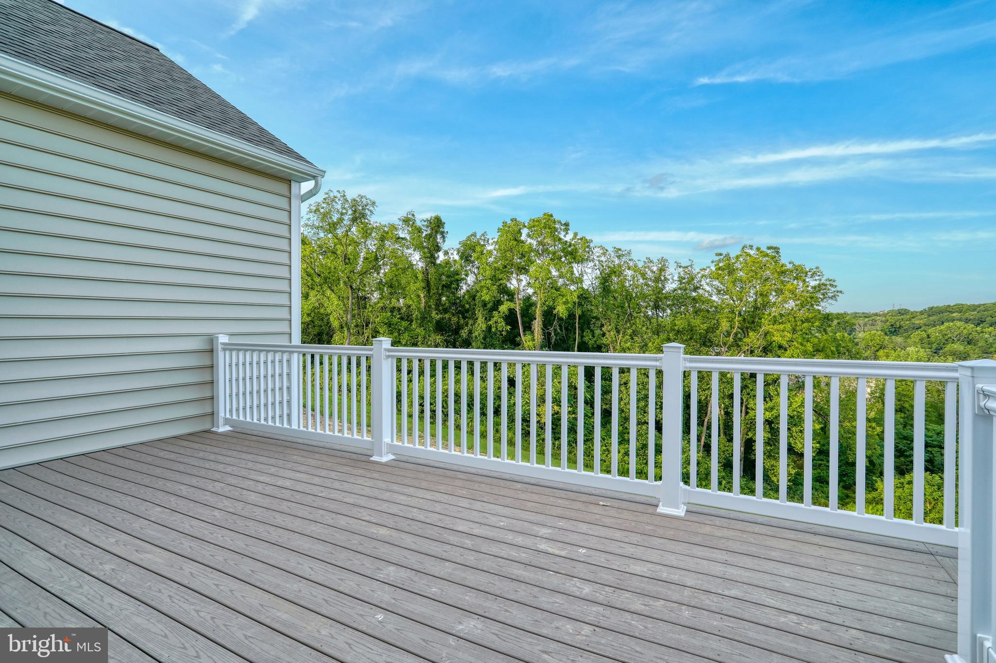 7052 Beaver Spring Road Harrisburg, PA 17111 - Photo 3 of 43 Gallery Image 3