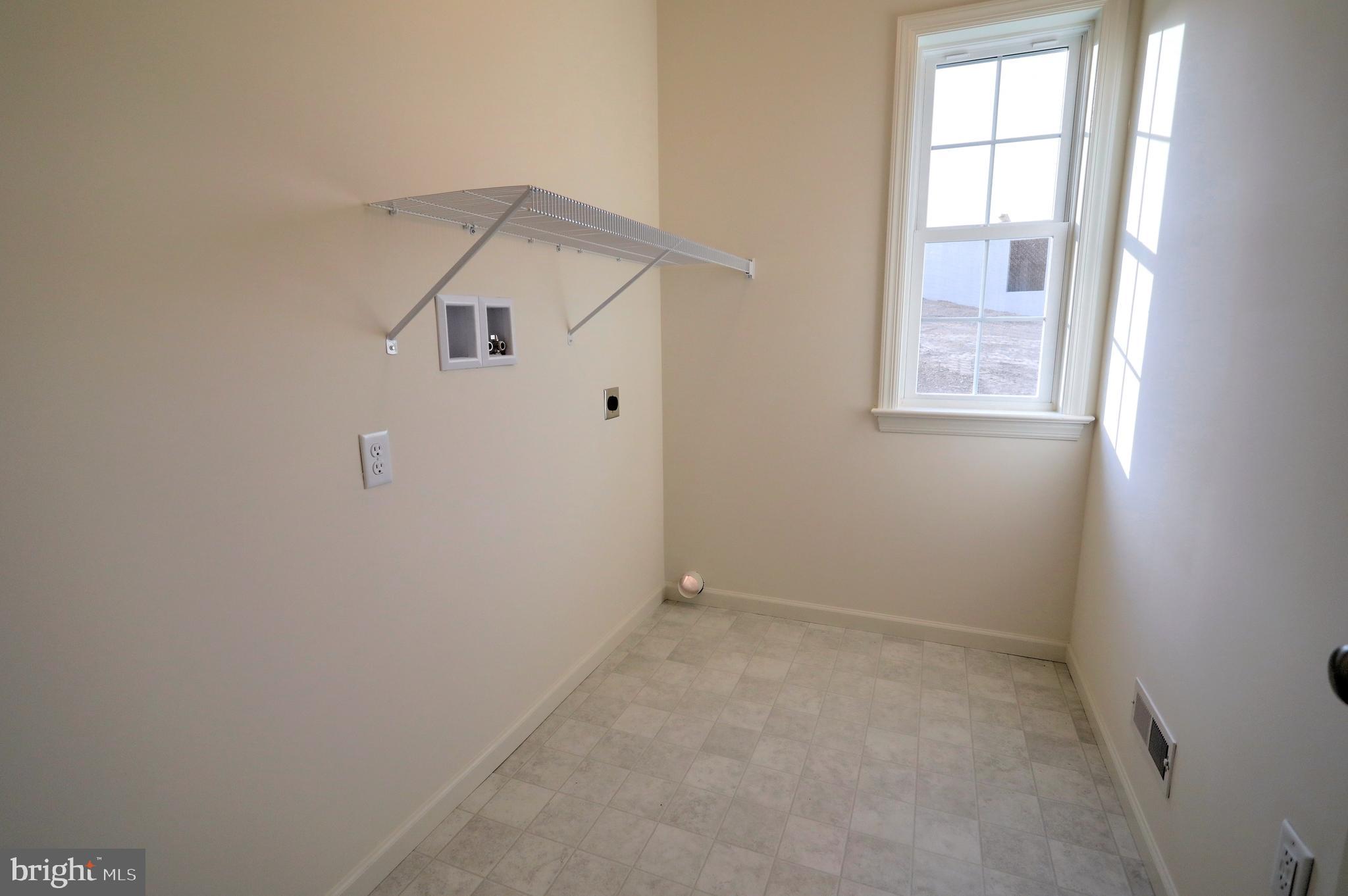 7052 Beaver Spring Road Harrisburg, PA 17111 - Photo 22 of 43 Gallery Image 22