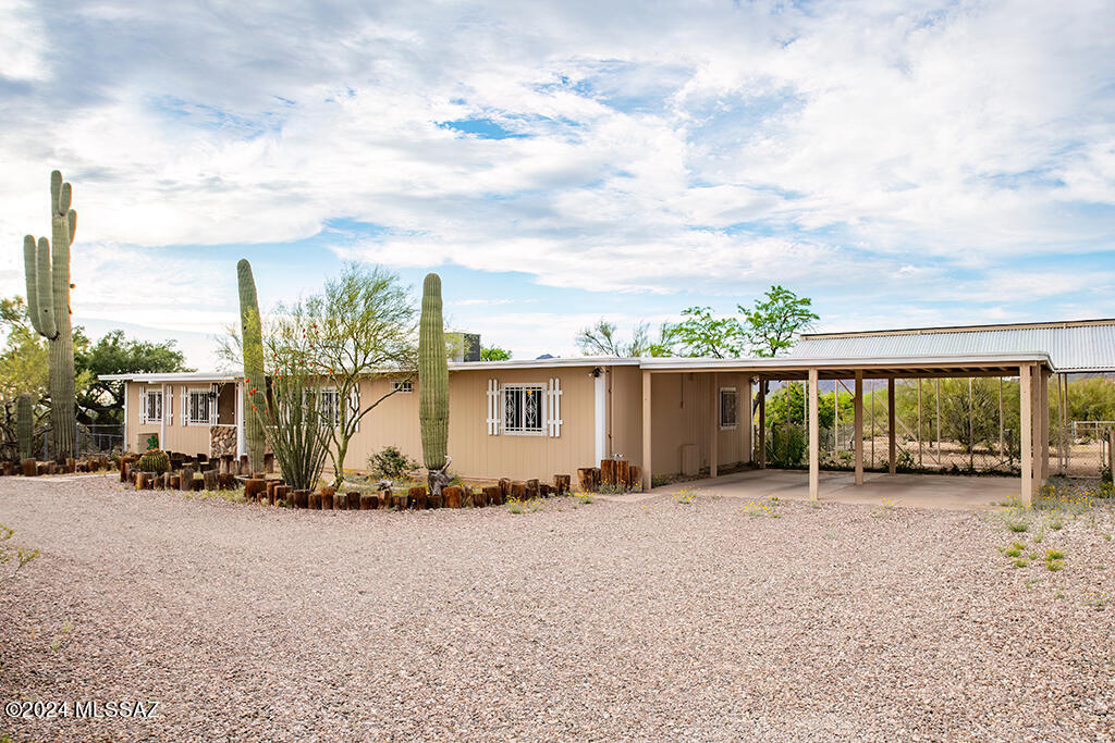 4860 West Mossman Road Tucson, AZ 85757 - Photo 2 of 32 Gallery Image 2