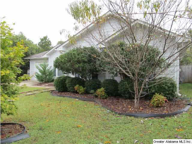 126 Meriweather Way Calera, AL 35040 - Photo 2 of 17