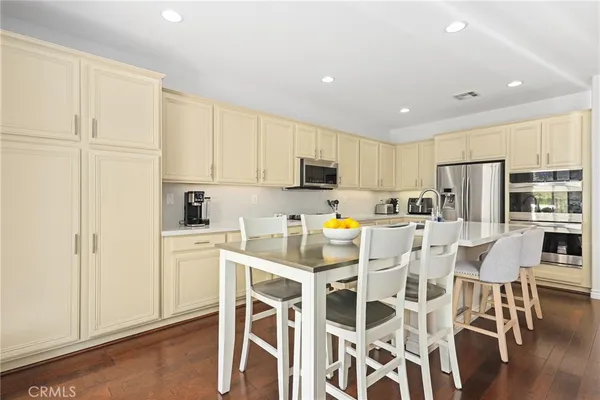 $1,079,900 | 14450 Laurel Lane, Moorpark, CA 93021