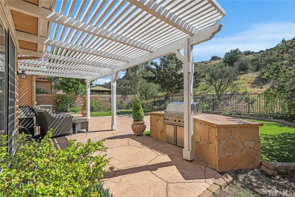 $1,079,900 | 14450 Laurel Lane, Moorpark, CA 93021