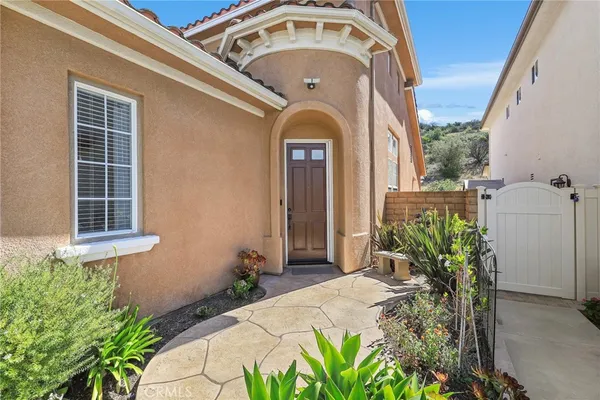 $1,079,900 | 14450 Laurel Lane, Moorpark, CA 93021
