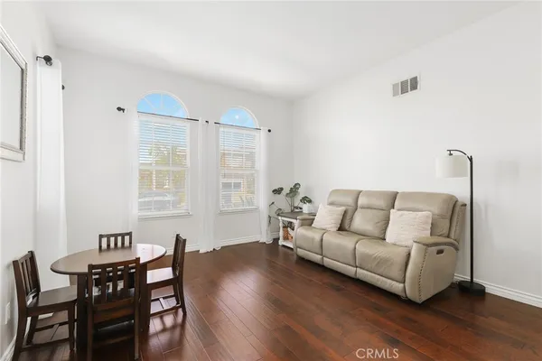 $1,079,900 | 14450 Laurel Lane, Moorpark, CA 93021
