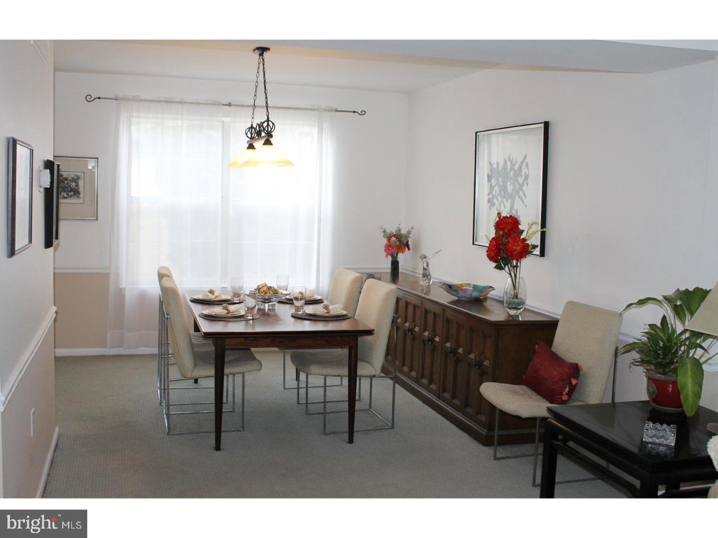 125 South Timber Road Holland, PA 18966 - Photo 5 of 25 Dining Room
