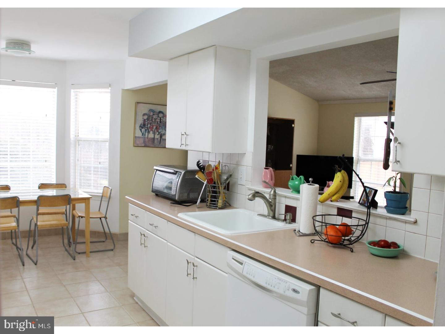 125 South Timber Road Holland, PA 18966 - Photo 7 of 25 Kitchen