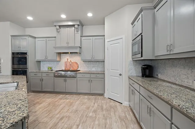 $825,000 | 1121 Treeline Drive, Argyle, TX 76226