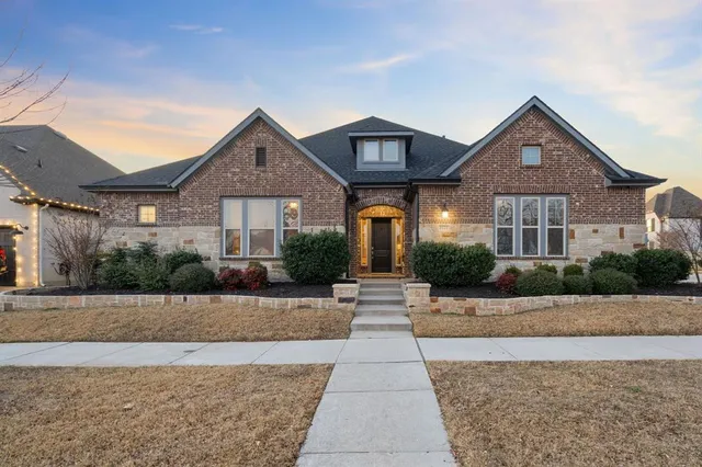 $825,000 | 1121 Treeline Drive, Argyle, TX 76226