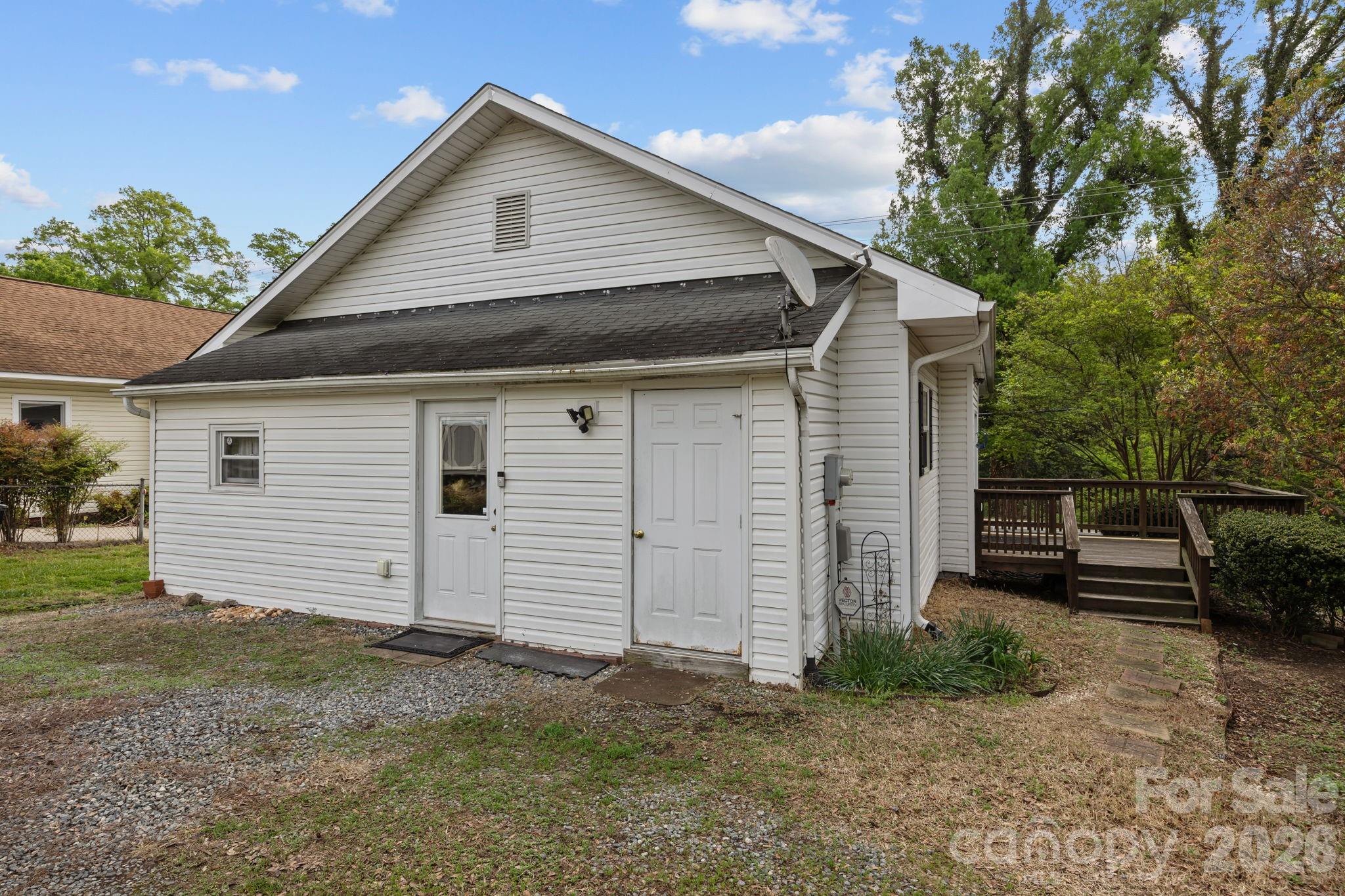 708 Old Charlotte Road Southwest Concord, NC 28027 - Photo 26 of 35 Gallery Image 26