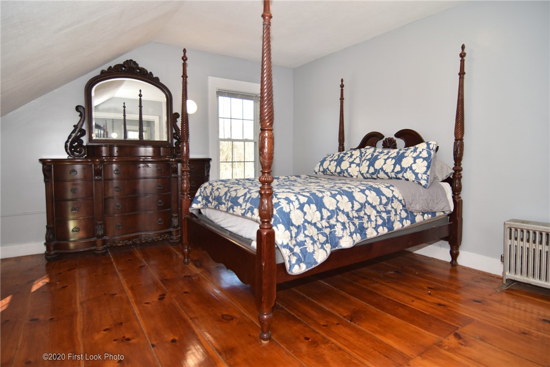 151 N Road Burrillville, RI 02859 - Photo 15 of 32