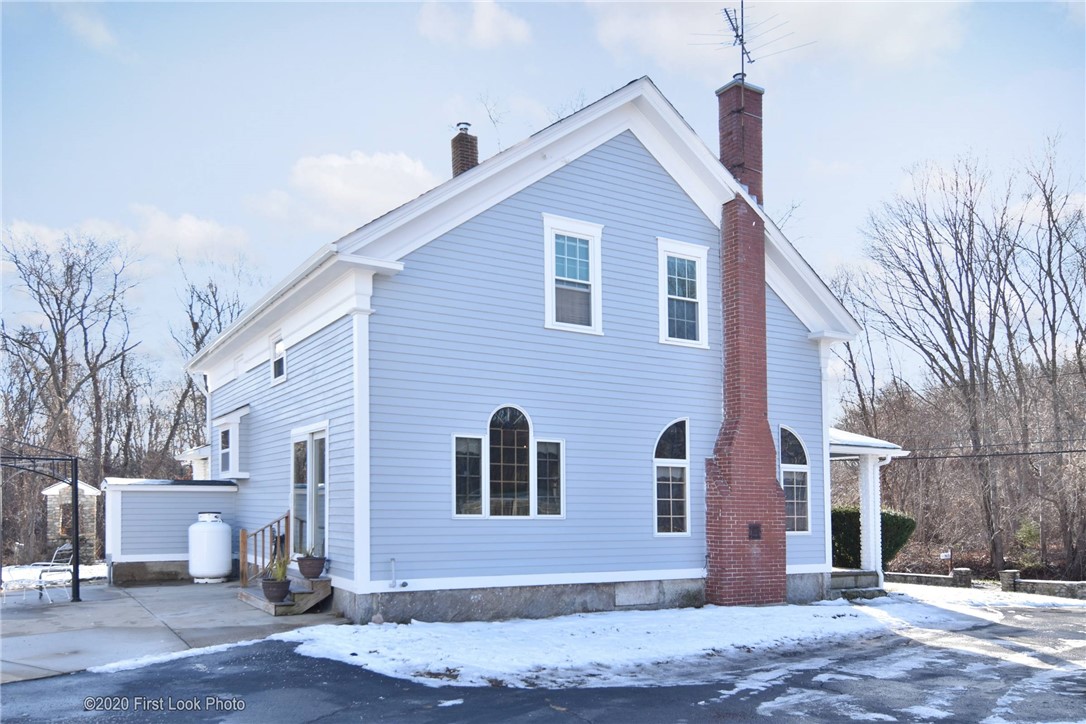 151 N Road Burrillville, RI 02859 - Photo 28 of 32