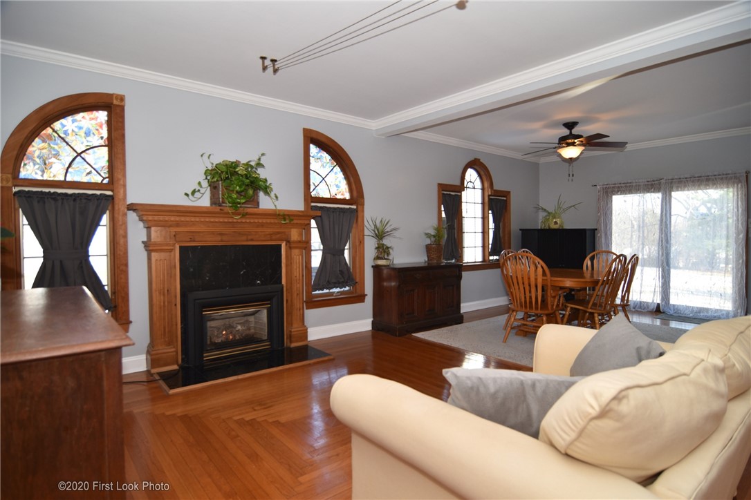 151 N Road Burrillville, RI 02859 - Photo 3 of 32