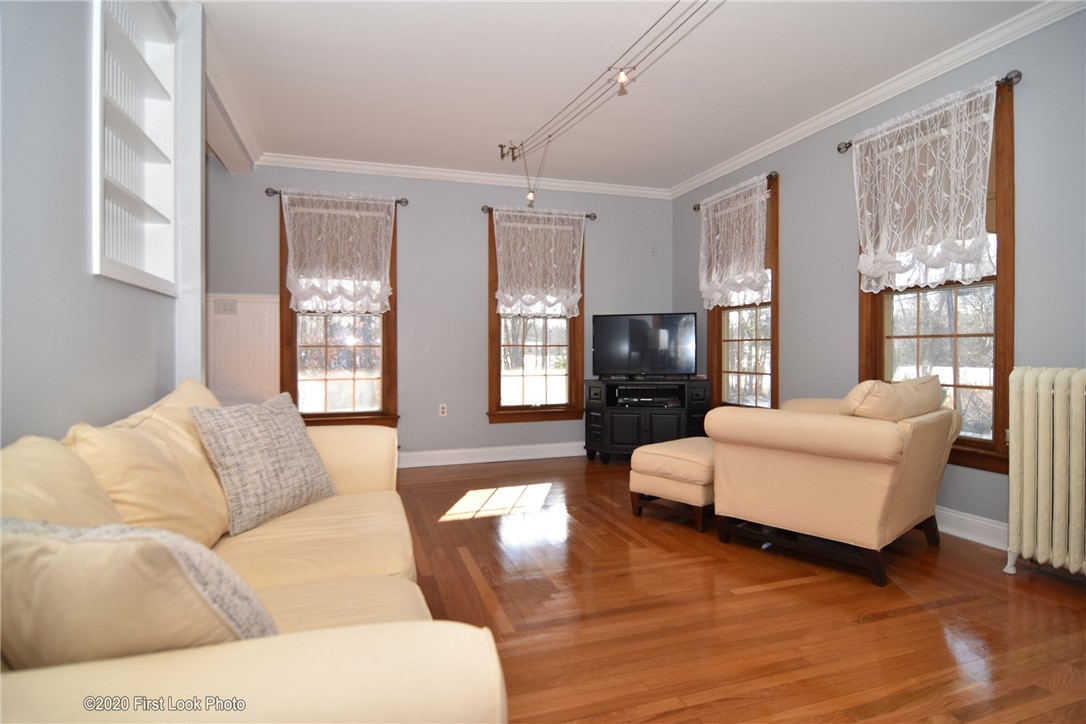 151 N Road Burrillville, RI 02859 - Photo 6 of 32