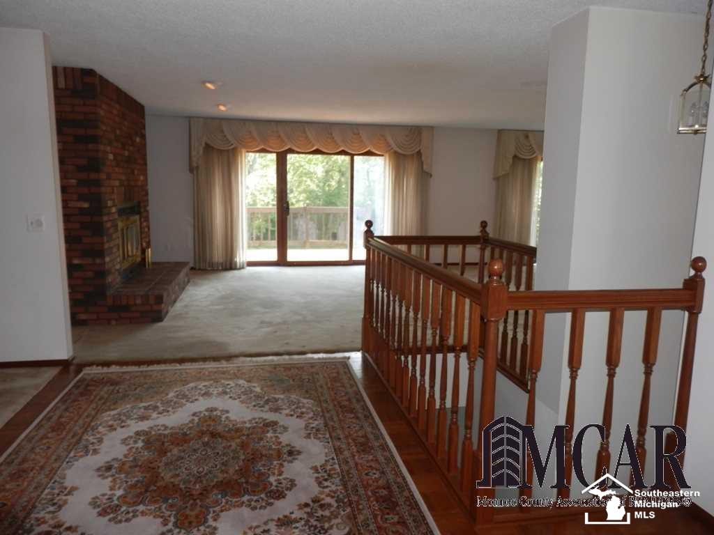 10933 North Custer Road Monroe, MI 48162 - Photo 5 of 31