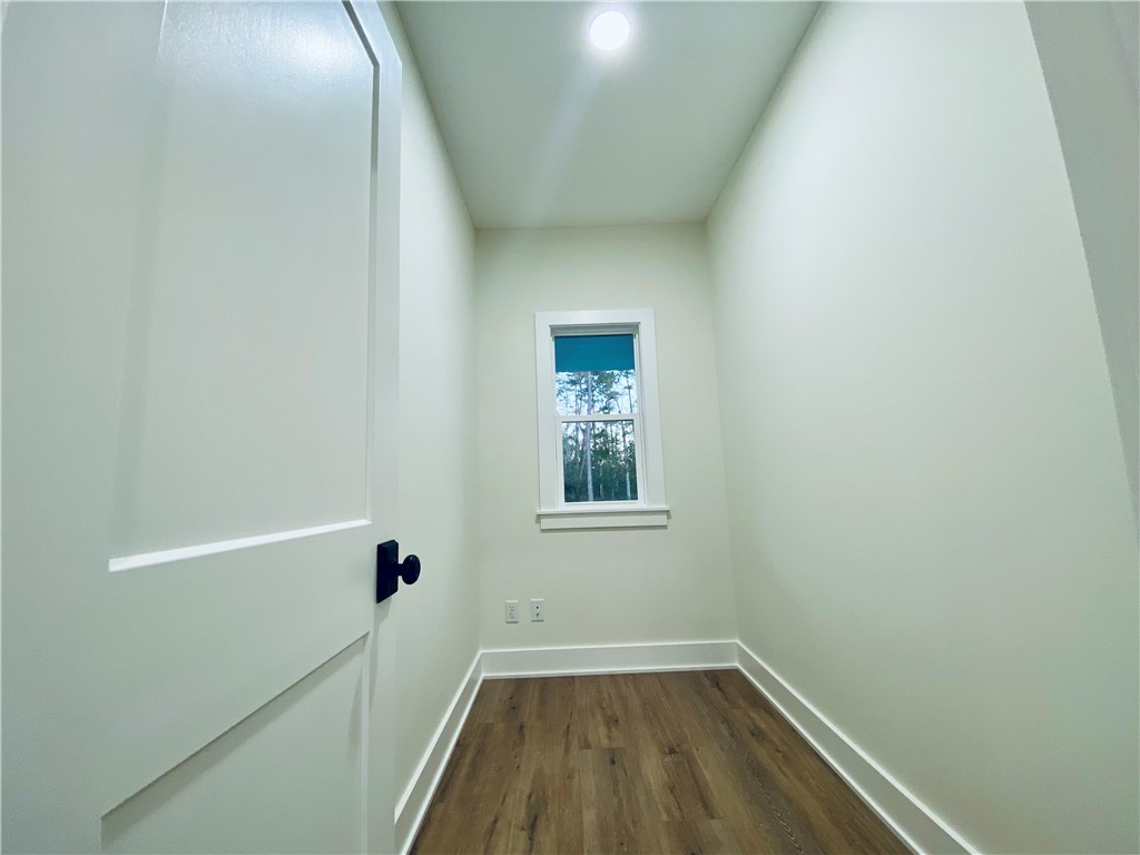 194 Piney Bluff Road Waverly, GA 31565 - Photo 32 of 36 Office