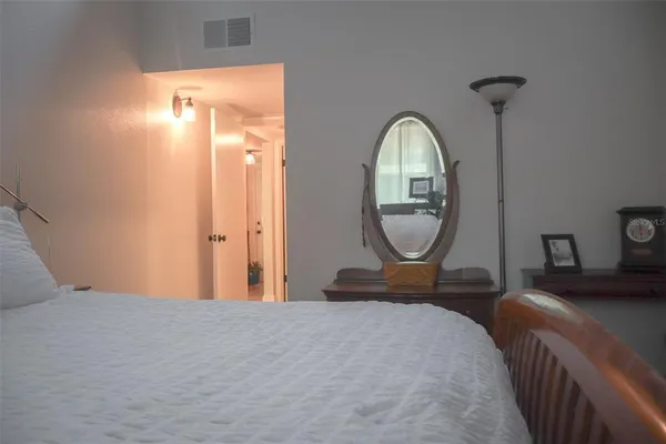 $220,000 | 11 El Recodo, Unit 11, Lakeland, FL 33813