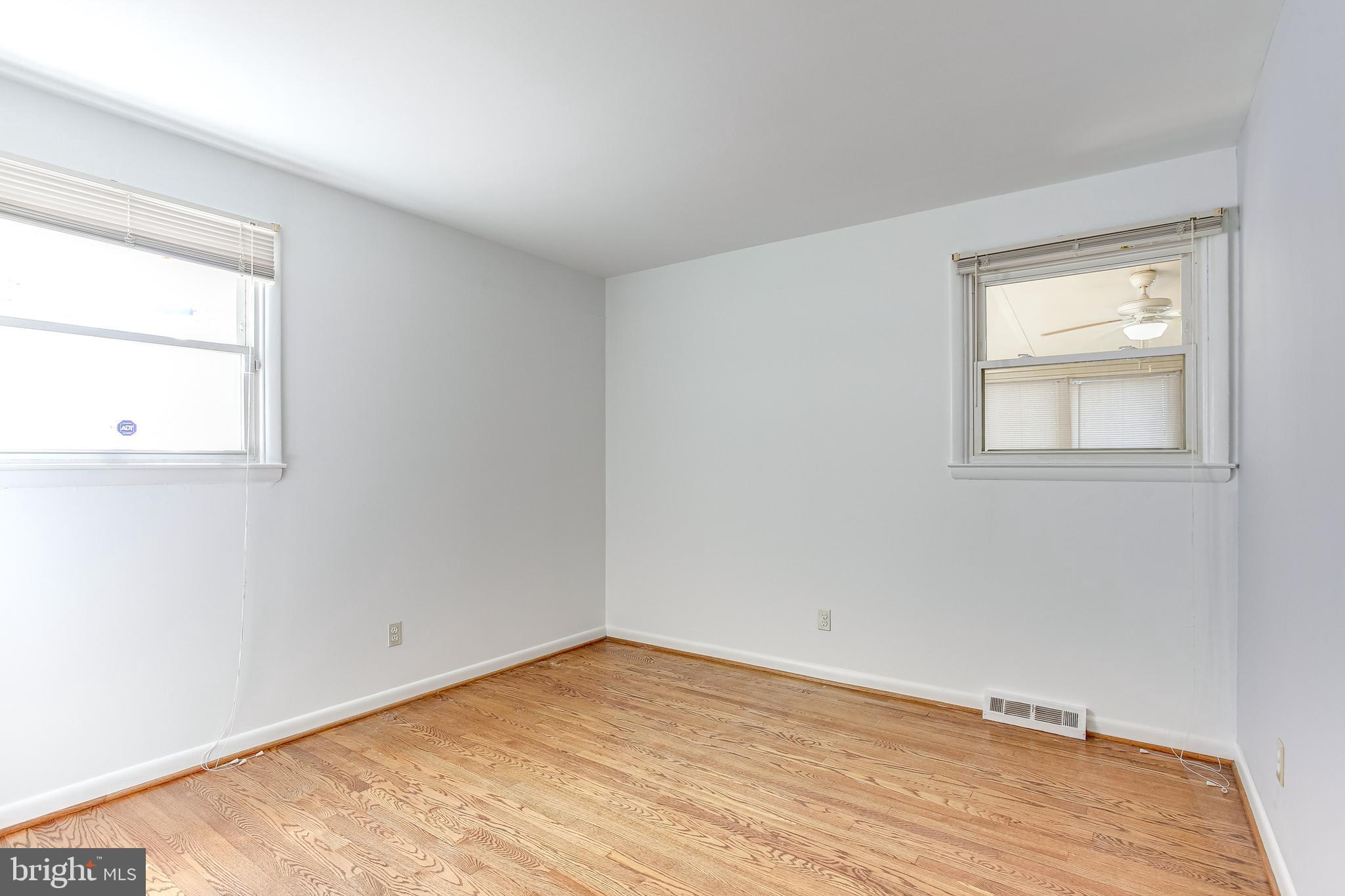 1519 Marsha Road Baltimore, MD 21227 - Photo 21 of 36 Bedroom 3