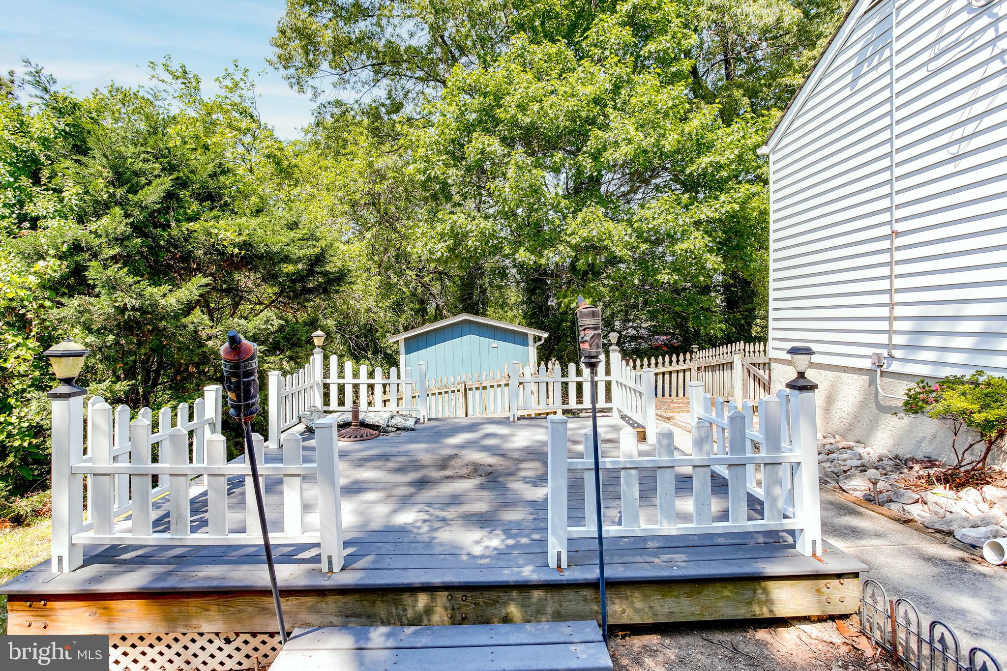1519 Marsha Road Baltimore, MD 21227 - Photo 31 of 36 Rear Deck