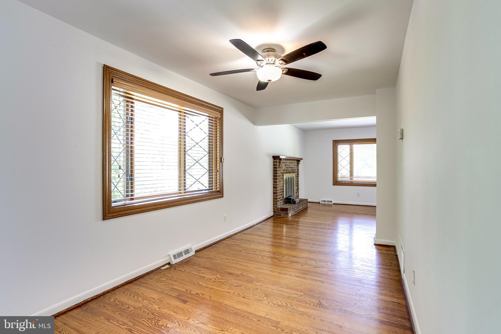 1519 Marsha Road Baltimore, MD 21227 - Photo 6 of 36 Dining Room w/ Hardwood Floors