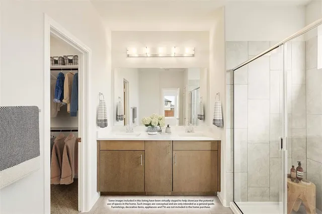 $705,834 | 2318 Legacy Oaks Lane, Bedford, TX 76021