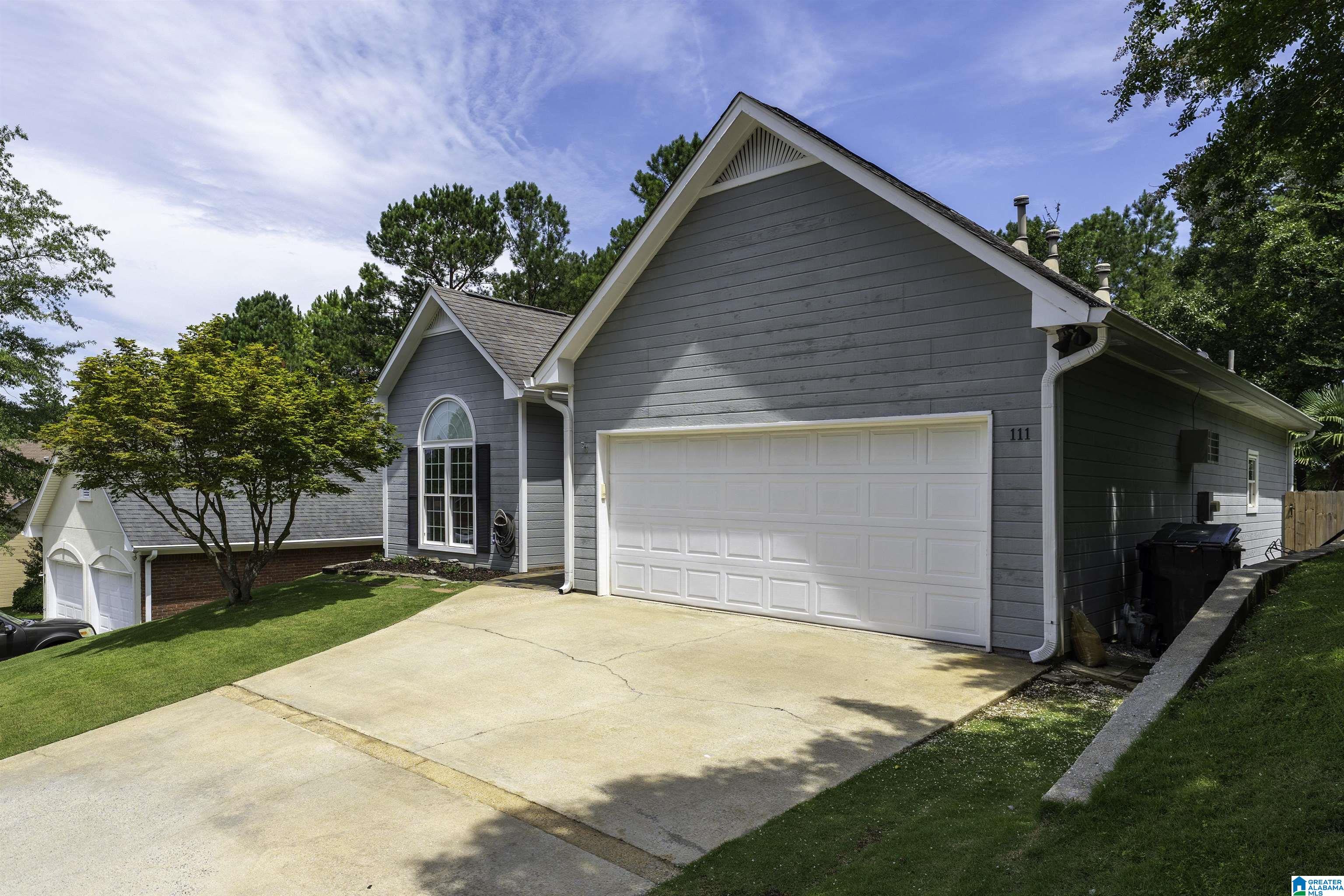 111 Cobblestone Terrace Pelham, AL 35124 - Photo 2 of 32