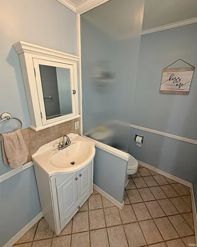 $372,636 | 4 Apraw Road, Washington, IN 47501