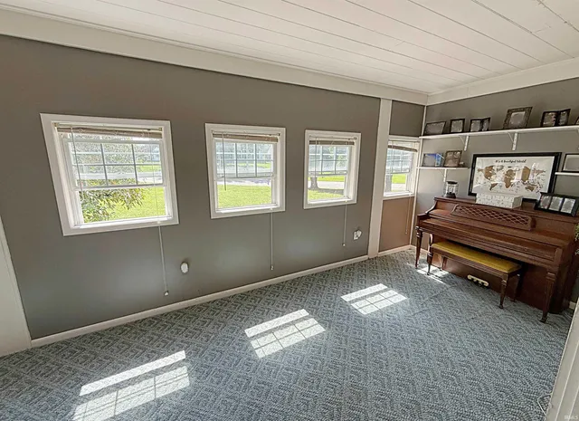 $372,636 | 4 Apraw Road, Washington, IN 47501