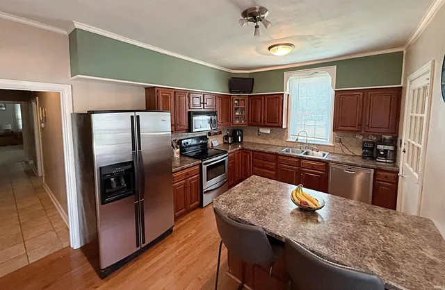 $372,636 | 4 Apraw Road, Washington, IN 47501