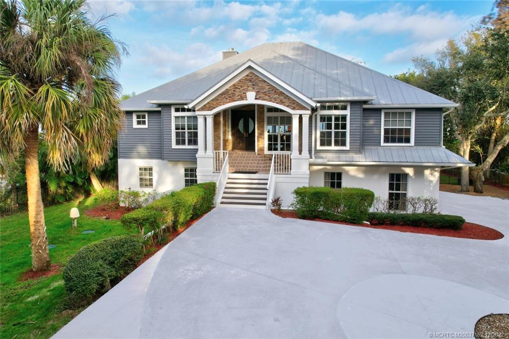 110 North Sewalls Point Road Sewall's Point, FL 34996 - Photo 4 of 78 Beautiful Home