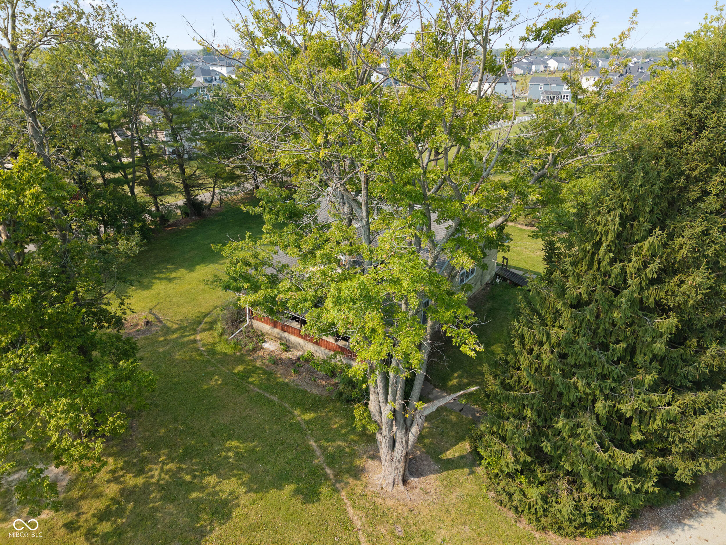19006 Spring Mill Road Sheridan, IN 46069 - Photo 14 of 16 Gallery Image 14
