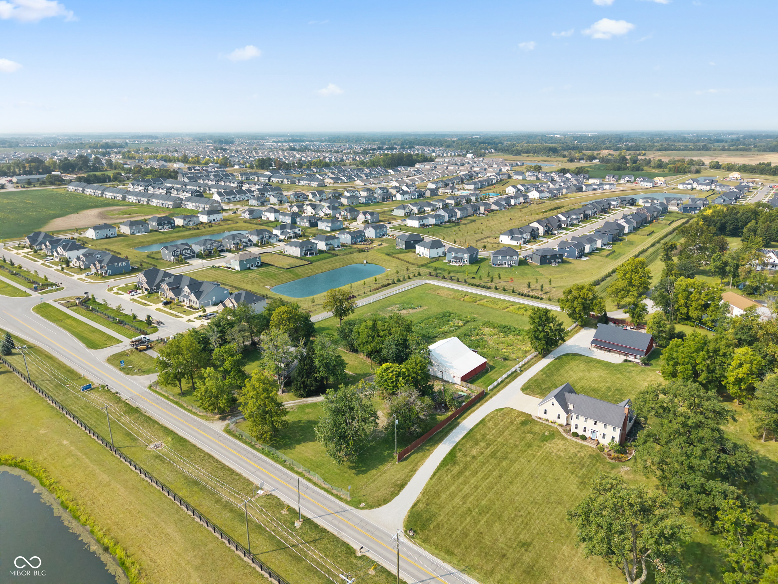 19006 Spring Mill Road Sheridan, IN 46069 - Photo 10 of 16 Gallery Image 10