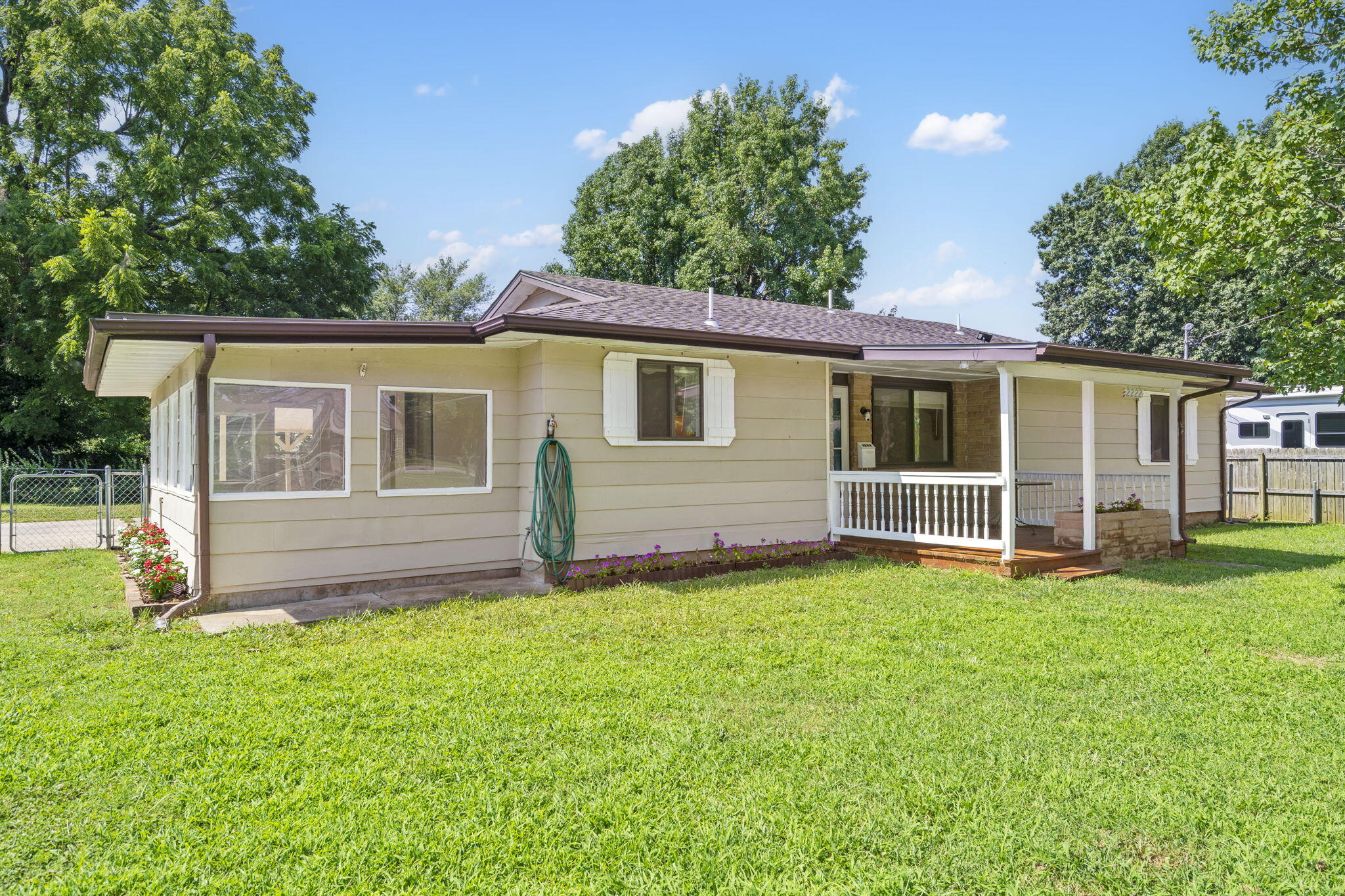 2222 West Nichols Street Springfield, MO 65802 - Photo 1 of 1 2-web-or-mls-_DSC9514
