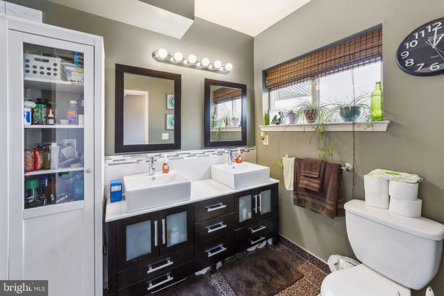 $495,000 | 814 South 12th Street, Philadelphia, PA 19147