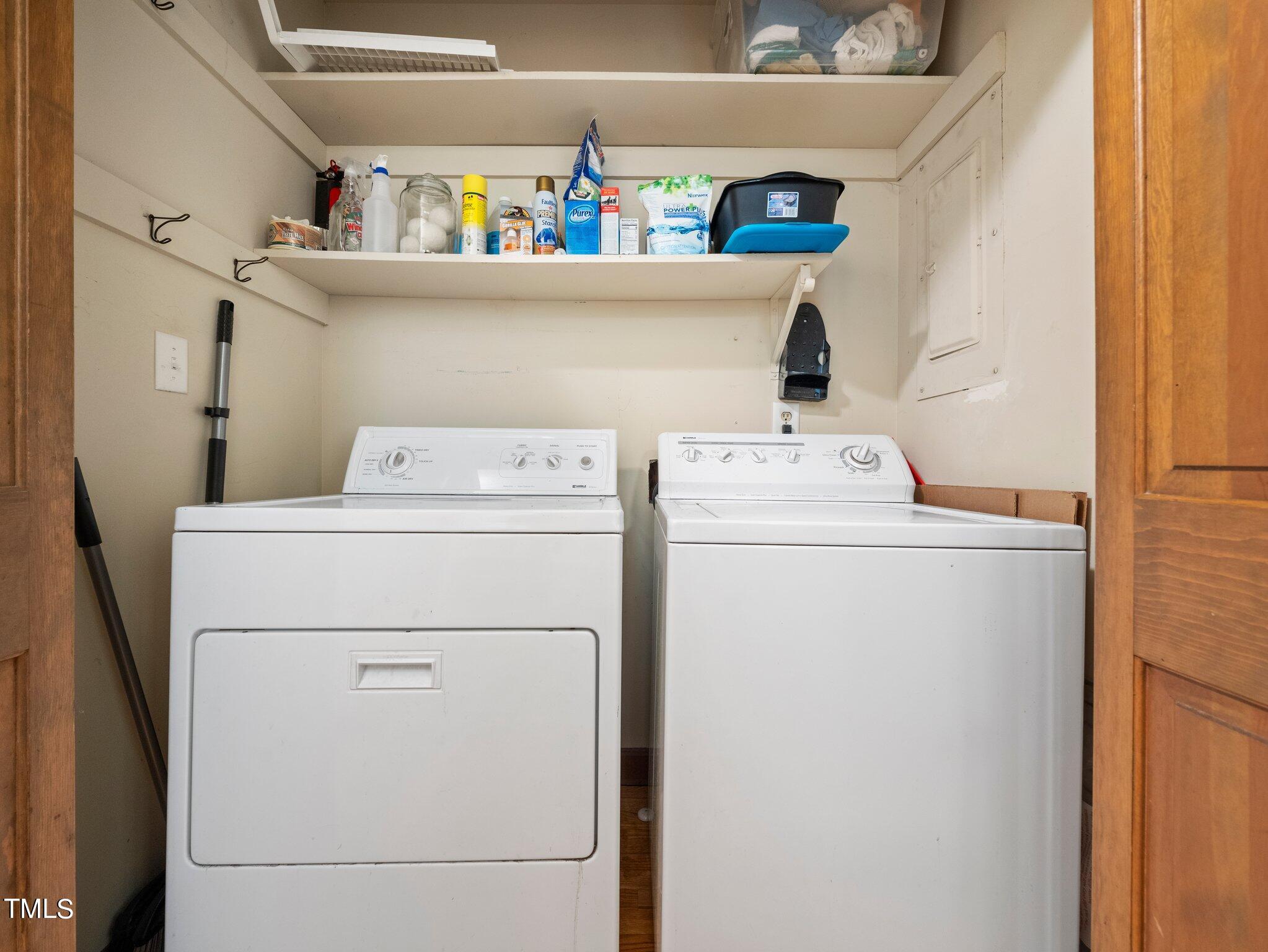 4205 Weaver Drive Raleigh, NC 27612 - Photo 19 of 48 a utility room with dryer and washer