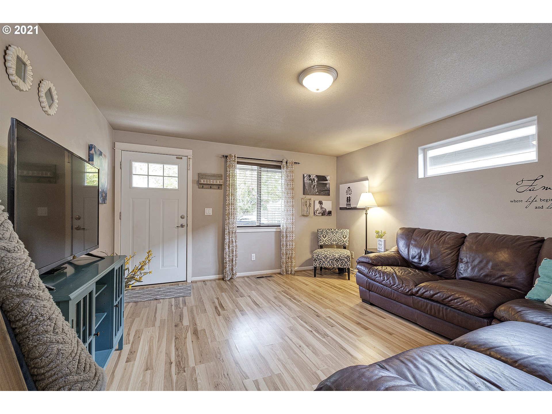 2829 29th Avenue Forest Grove, OR 97116 - Photo 2 of 23