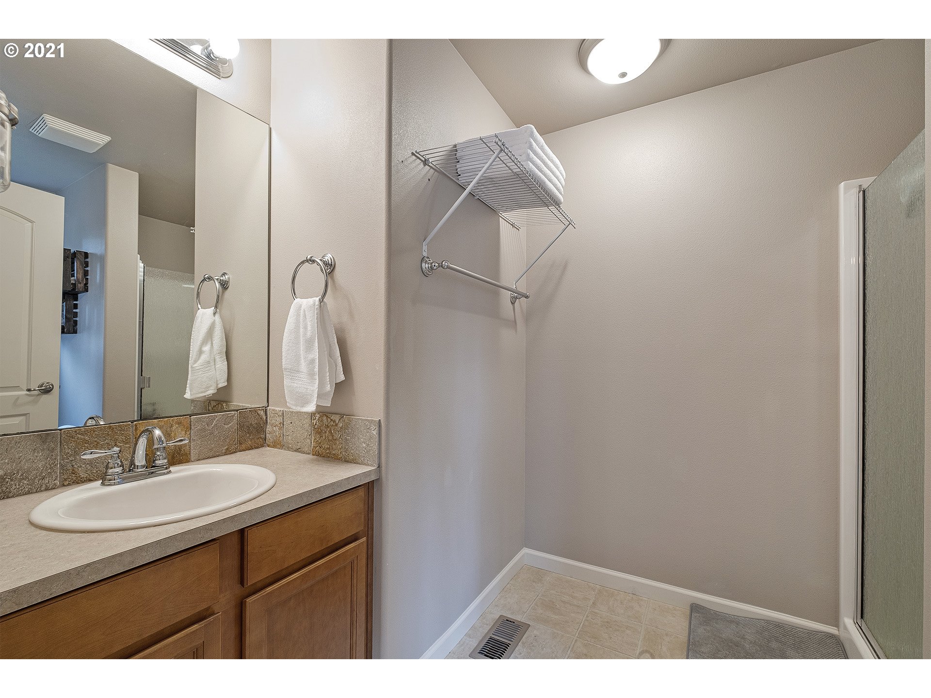 2829 29th Avenue Forest Grove, OR 97116 - Photo 14 of 23