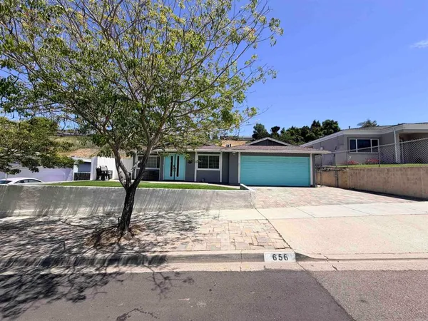 $825,000 | 656 Roja Street, Oceanside, CA 92057