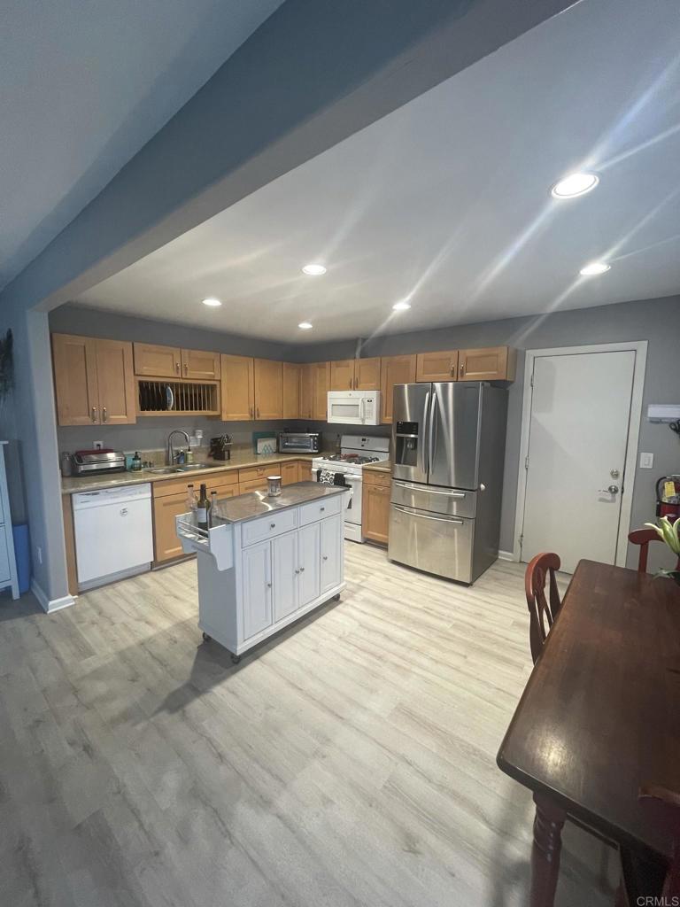 656 Roja Street Oceanside, CA 92057 - Photo 19 of 21