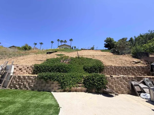 $825,000 | 656 Roja Street, Oceanside, CA 92057