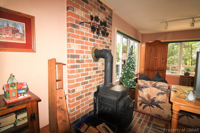 4164 Bluff Point Road Kilmarnock, VA 22482 - Photo 44 of 45 Guest Cottage