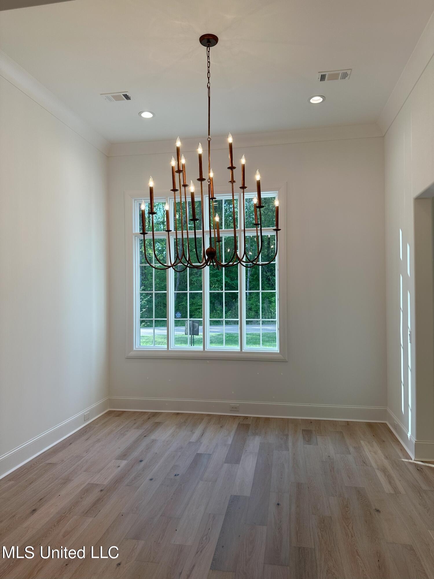 103 Bridgewater Bend Ridgeland, MS 39157 - Photo 5 of 14 Dining Room