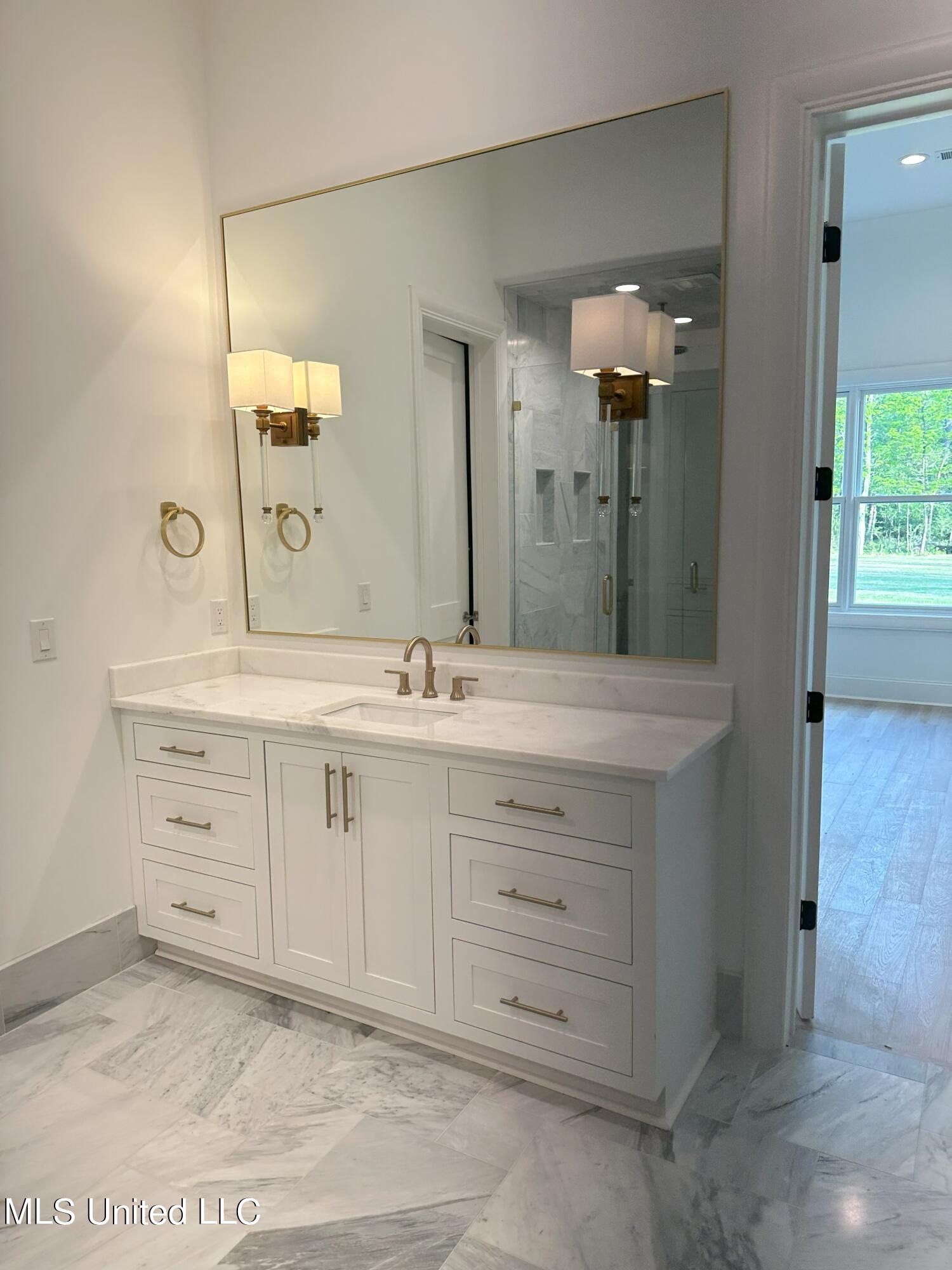 103 Bridgewater Bend Ridgeland, MS 39157 - Photo 9 of 14 Master Bath