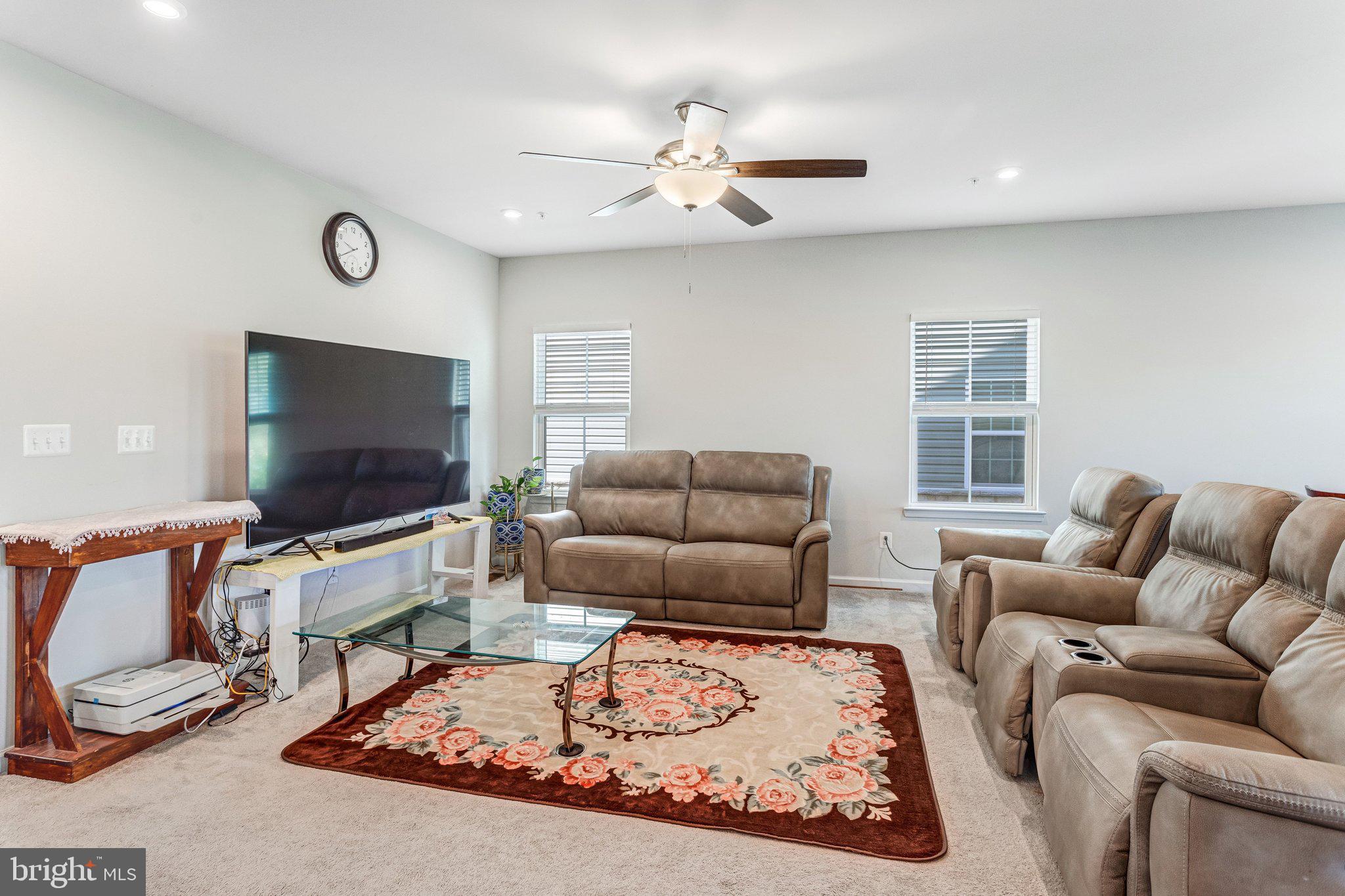 11241 Wheeler Ridge Drive Manassas, VA 20109 - Photo 14 of 44