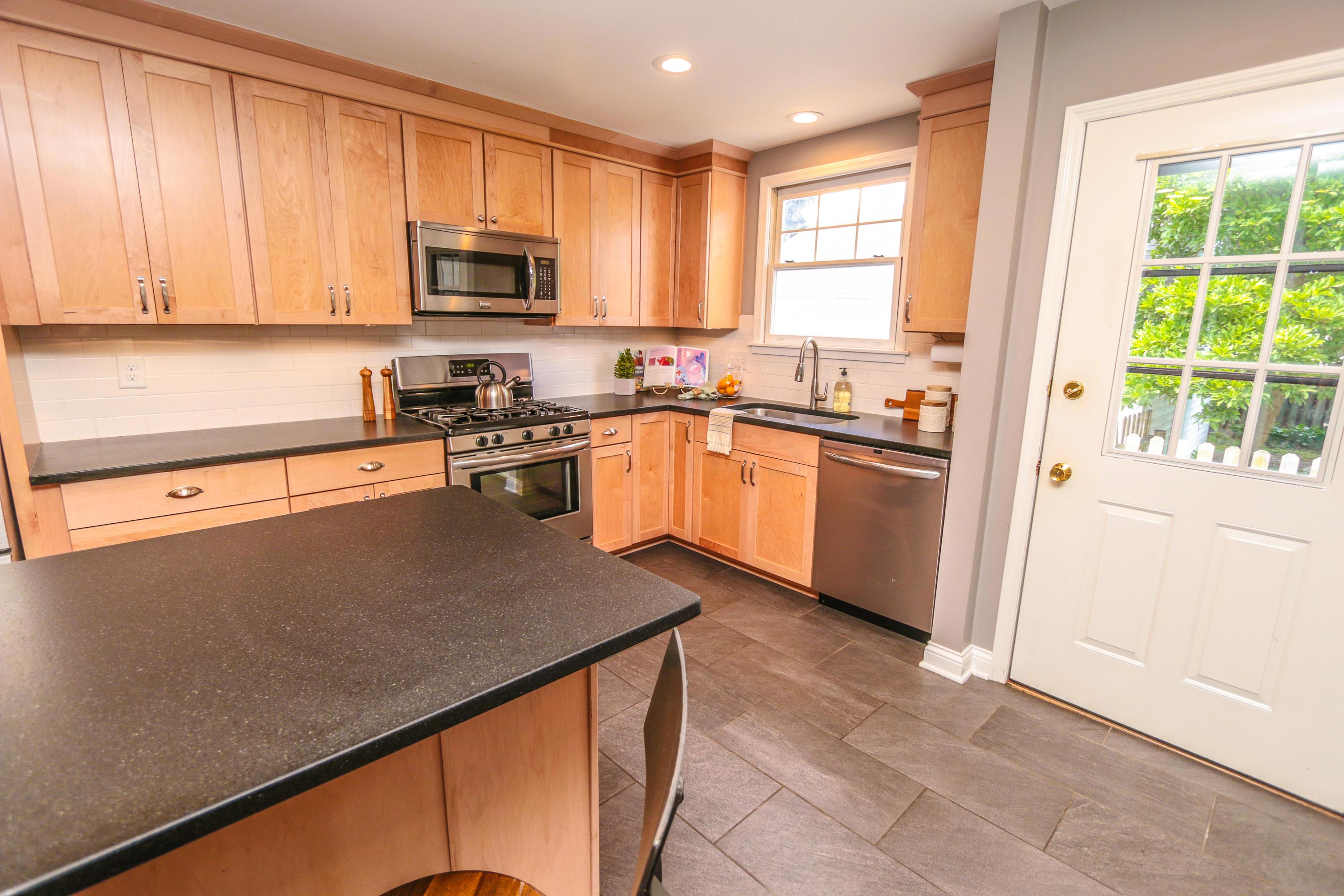 1580 Berkshire Road Upper Arlington, OH 43221 - Photo 24 of 60