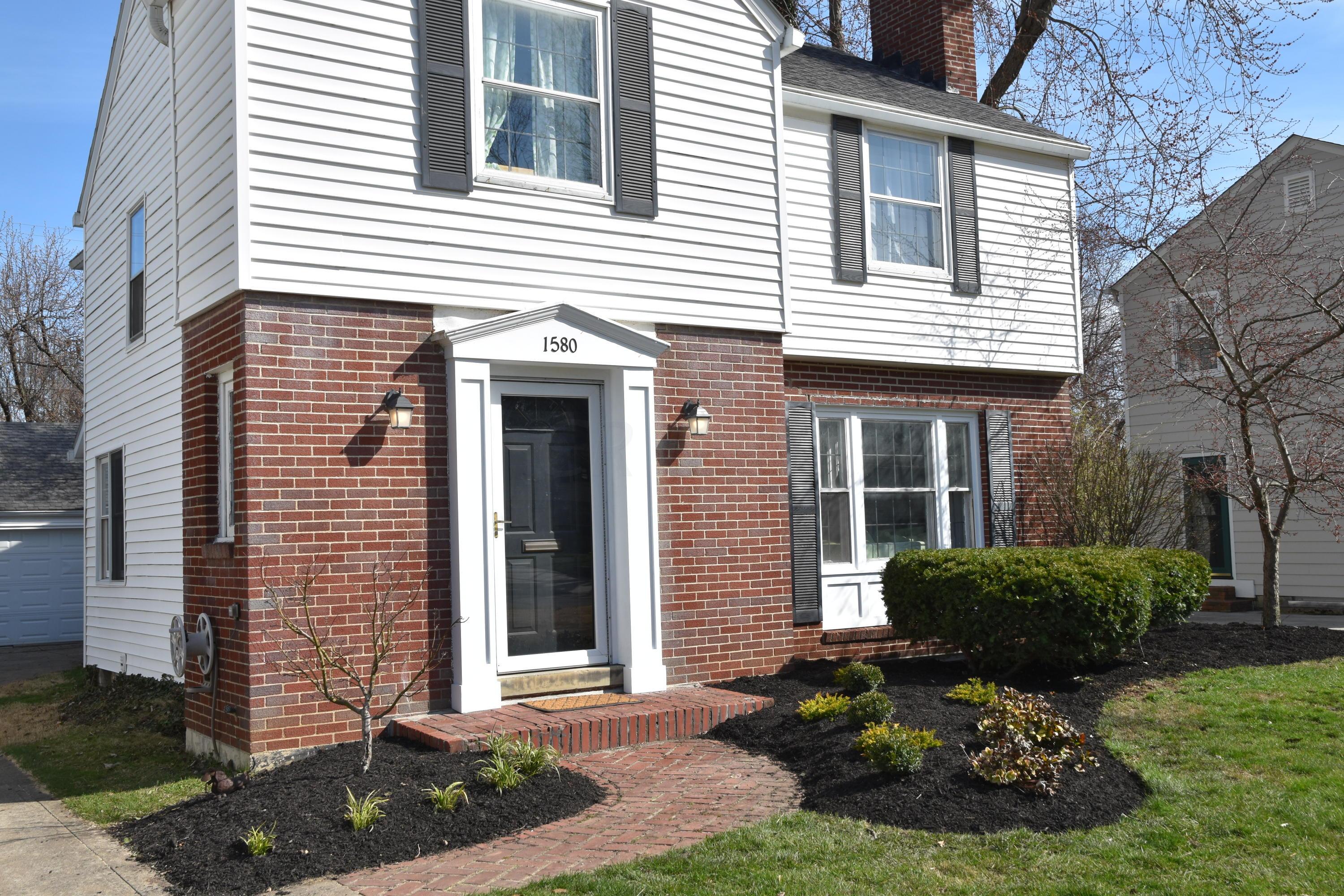 1580 Berkshire Road Upper Arlington, OH 43221 - Photo 3 of 60