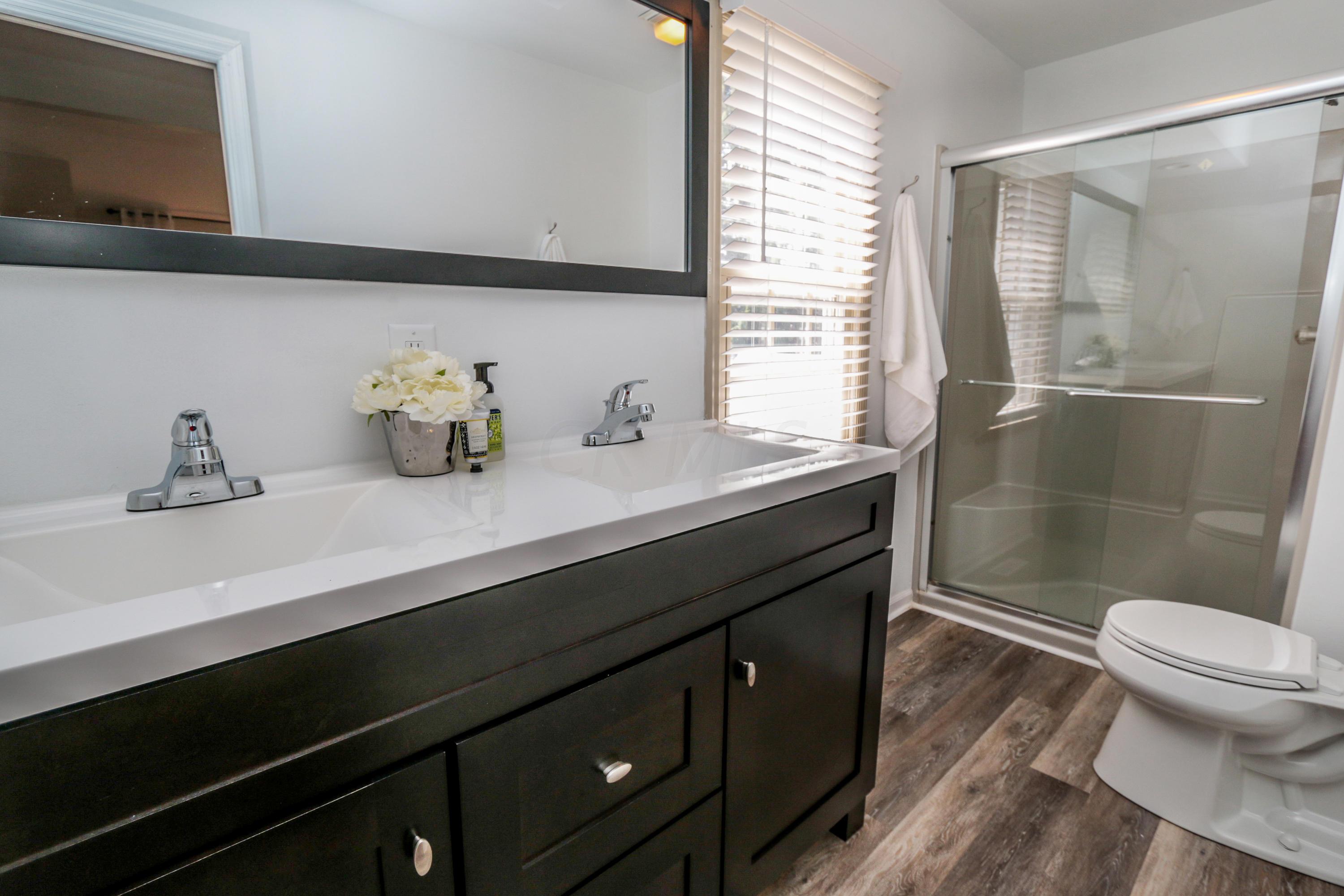 1580 Berkshire Road Upper Arlington, OH 43221 - Photo 44 of 60