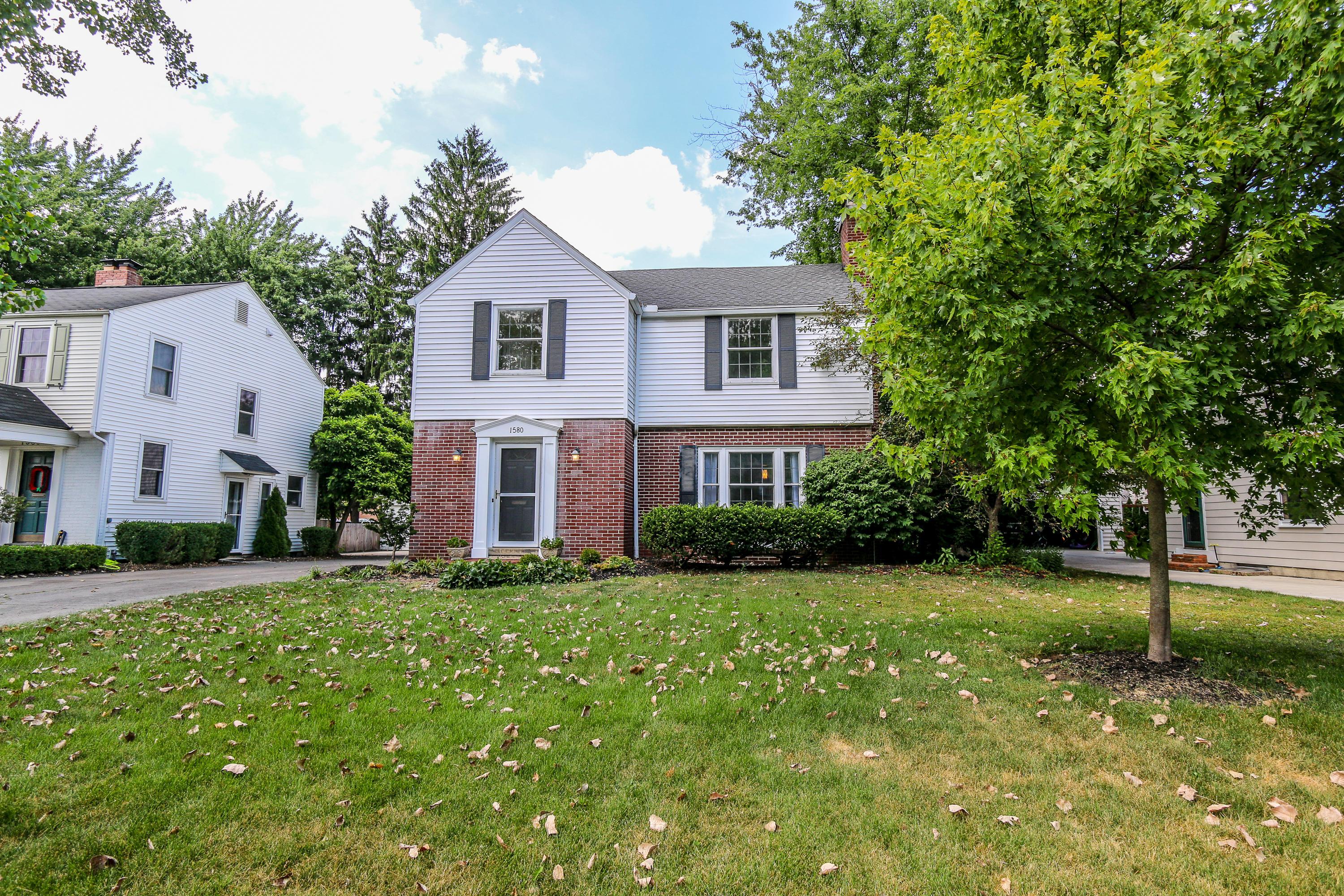 1580 Berkshire Road Upper Arlington, OH 43221 - Photo 5 of 60